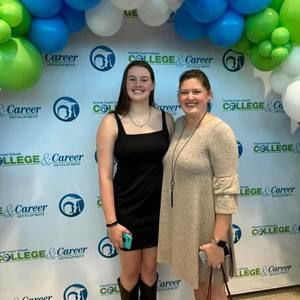 Meet your Posher, Angela